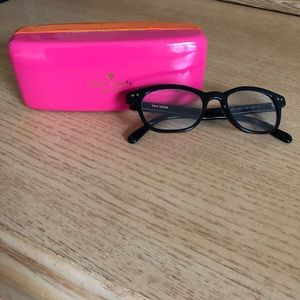 Kate Spade readers...